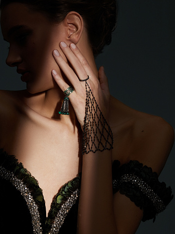 Слейв-браслет из черненого золота и бриллиантов, 2 Слейв-браслет из черненого золота и бриллиантов, 2