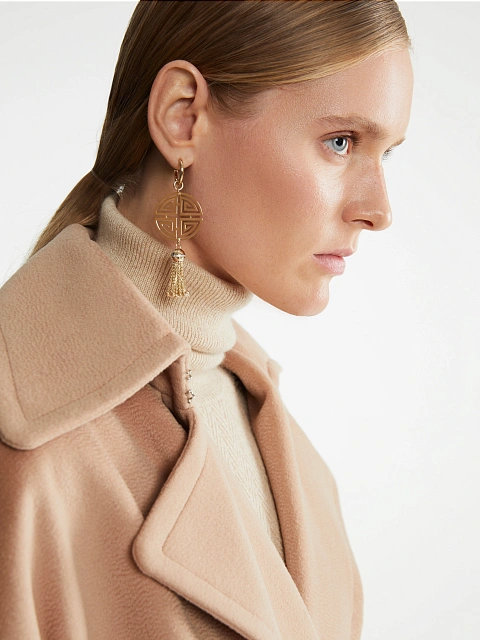 Серьги-кисти из желтого золота с бриллиантами круглой огранки, 3 Серьги-кисти из желтого золота с бриллиантами круглой огранки, 3