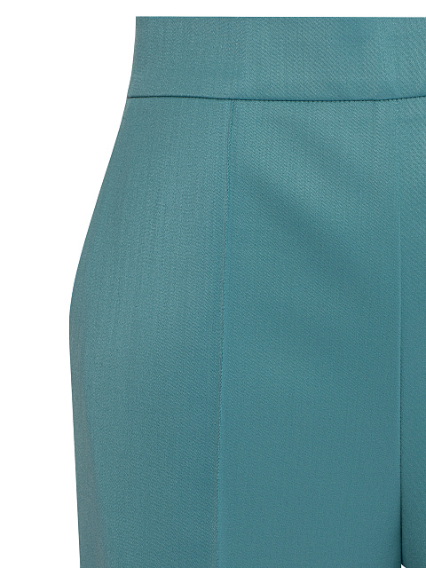 Голубой костюм-двойка с открытыми плечами и вышивкой, 7 Голубой костюм-двойка с открытыми плечами и вышивкой, 7